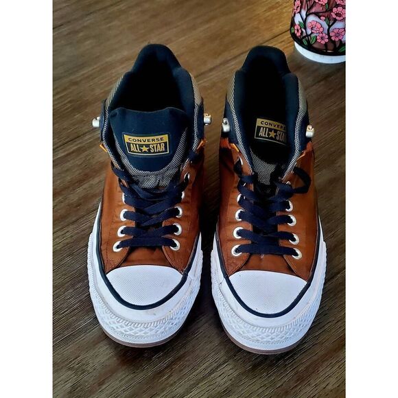 CHUCK TAYLOR CONVERSE ALL STAR HIGH TOPS - Picture 8 of 8